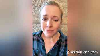 Actress Melissa Joan Hart describes helping children flee campus after shooting