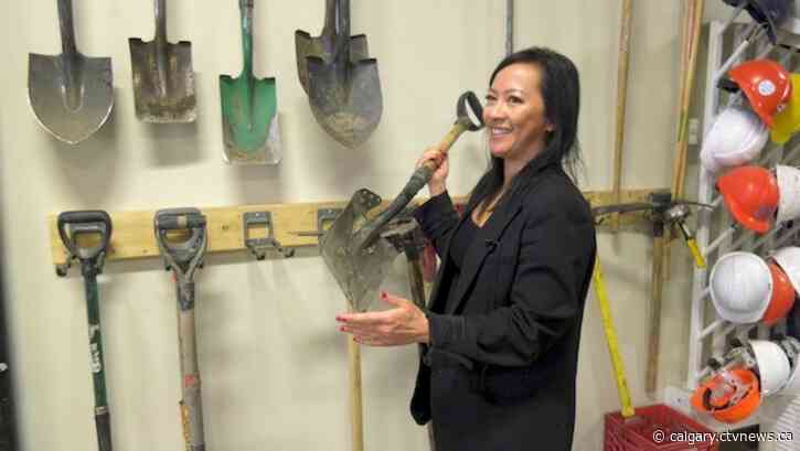 Calgary archaeologist launches foundation to support female field researchers
