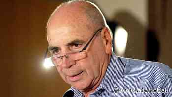 'Workers left to pick up the crumbs': Former RBA boss Bernie Fraser slams neoliberal Australia