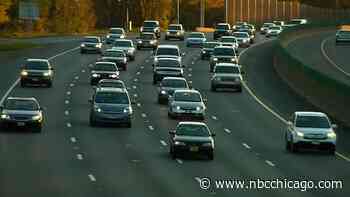 Noncitizens Eligible for Standard Illinois Driver's Licenses Under New Proposal