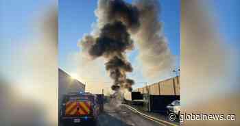 Firefighters battle large commercial blaze on east Hamilton Mountain