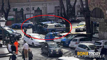 Allarme bomba a Montesacro, piazza Sempione circondata dalla polizia