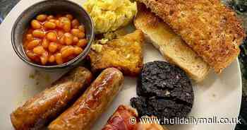 People can't decide which items should always belong on a Full English Breakfast
