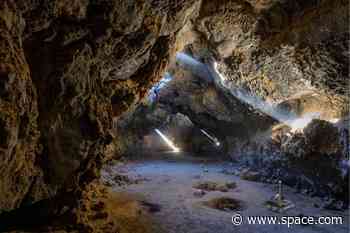 Mars cave-exploring robots take inspiration from Hansel and Gretel's breadcrumb trick