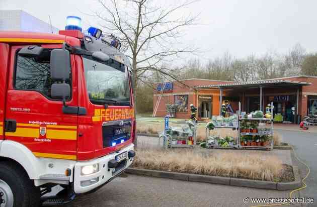 FW-RD: Feuer in einer Aldi-Filiale in Eckernförde - Mitarbeiter und Kunden konnten sich retten