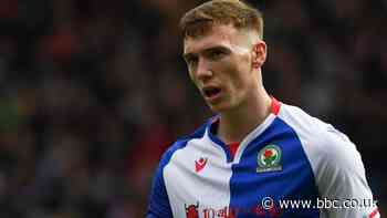 Hayden Carter: Blackburn Rovers defender extends contract