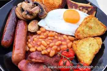 GMB presenters divided over banning hash browns from full English