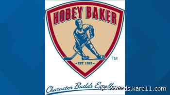 2 U of M hockey players named finalists for Hobey Baker Award