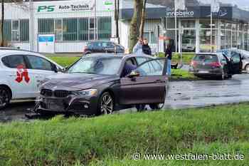 Verletzte bei Unfall in Bad Driburg: Stau auf Dringenberger Straße