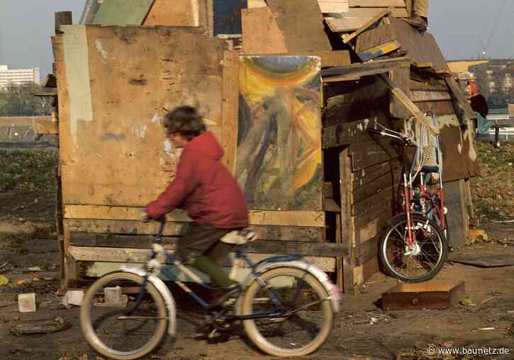 Jugendliche in der Stadt
 - Symposium in Berlin