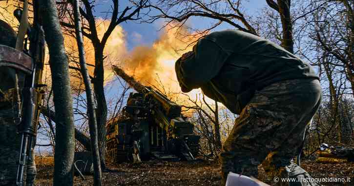 Ucraina, la diretta – Orban ripropone l’idea dei peacekeeper Ue. Medvedev: “Tornerebbero nelle bare”. Putin vara nuove linee di politica estera: “Rimuovere il dominio Usa”
