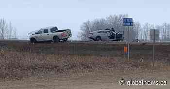 Edmonton man critically injured in 2-vehicle crash on Highway 19