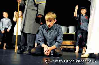 Oliver Twist at Danes Hill School, Esther Winklehner, St Johns School
