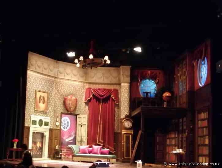 The Play that Goes Wrong - a must see! Elleanore Phillips, Townley