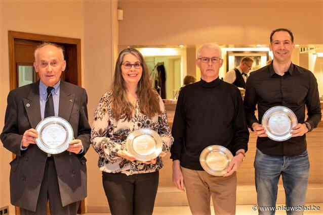 De Wouw houdt jaarlijkse vleugeluitreiking