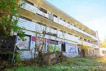Lebensgefährliche Aktion: Jugendliche kokeln in baufälligem Kurhaus
