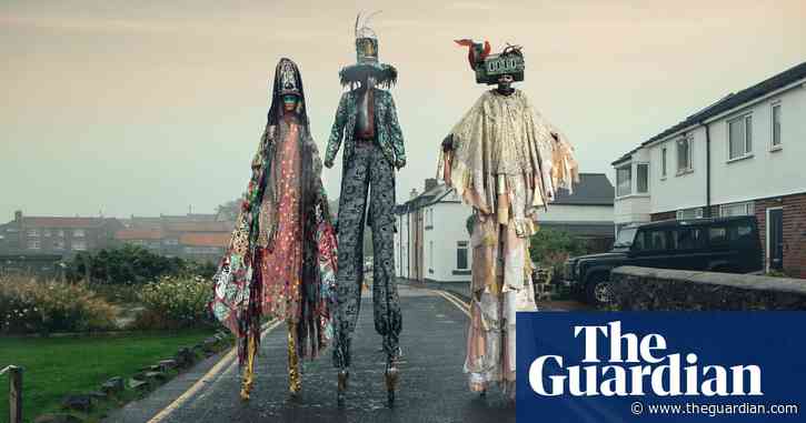 Yoruban masqueraders very near Newcastle: Àsìkò’s best photograph