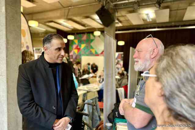 Nieuwkomers worden warm gemaakt voor vrijwilligerswerk: “De Nederlandse taal leren en tegelijkertijd iets goed doen voor de medemens”