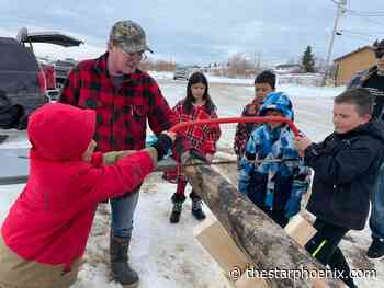 ‘They need to learn what we used to do’: Ile-à-la-Crosse youth learn traditional games