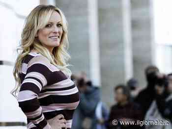 "Ci saranno morti e feriti...". La profezia di Stormy Daniels sul processo a Trump