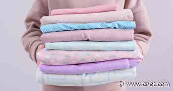Fold Your Fitted Sheets: A Few Easy Steps to Do It the Right Way     - CNET