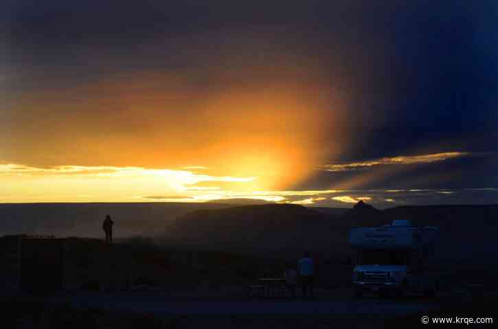 PHOTOS: Towering Monument Valley buttes display sunset spectacle
