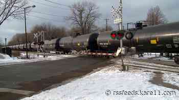 Lawmakers take up rail safety bill