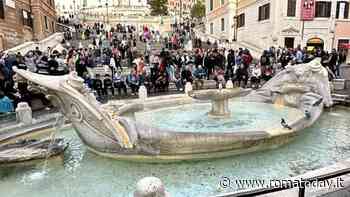 Barcaccia ripulita ma il blitz di Ultima Generazione accende il dibattito