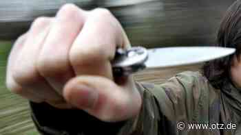 Kinder in Jena mit Messer bedroht – Streit um Bier eskaliert mit Schlagstock und Tritten