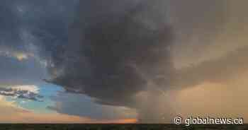 Extreme weather enthusiasts gather in Alberta for Chaser Con 2023