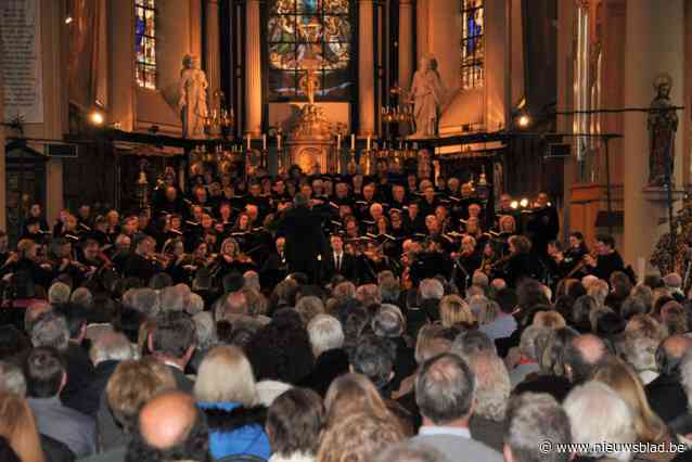 Cantoribuskoren vertolken monumentale uitvoering van Mattheüspassie