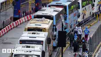 Long delays at Dover persist for UK coach passengers