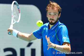 Medvedev Beats Sinner in Straight Sets for Miami Open Title