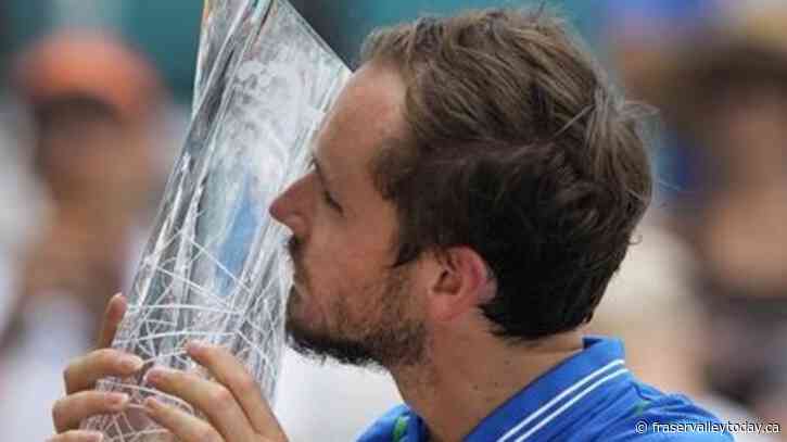 Medvedev beats Sinner in straight sets for Miami Open title