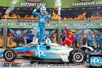 Newgarden denies O’Ward again as Grosjean crash ends thrilling Texas 375 | IndyCar