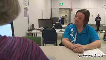 Low-income Manitobans missing out on 'life-changing' refunds, says group that files free tax returns