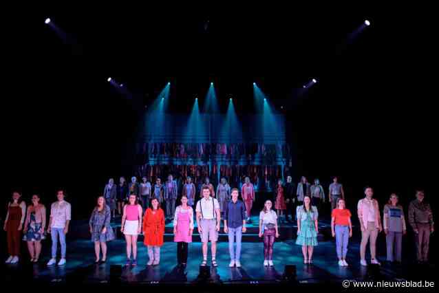 Volwassenen Musicalia op de planken met liefdesmusical