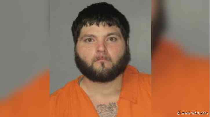 'I'm getting some cigarettes': Man arrested for armed robbery at gas station