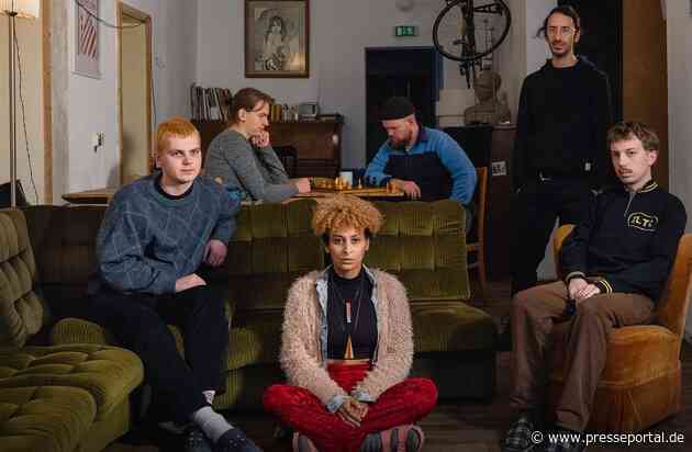 „Wie Weimar wohnt“: MDR-Doku über einzigartiges Fotoprojekt von ARD Kultur und Klassik Stiftung Weimar