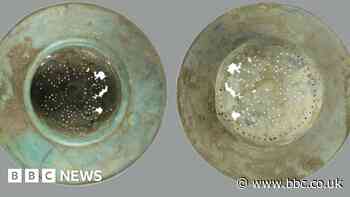 Wiltshire Museum acquires bronze vessels buried 1,600 years ago