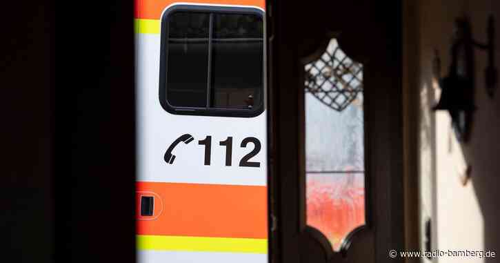 Mann verletzt sich mit Kettensäge am Hals