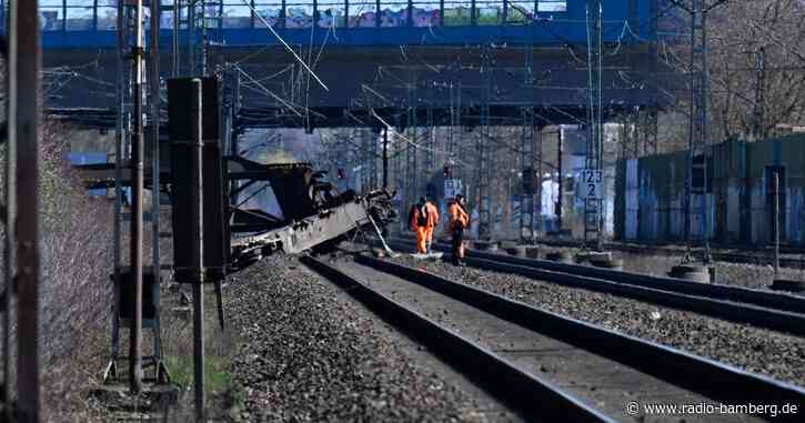 Zwei wichtige Bahnstrecken gesperrt – weite Umleitungen