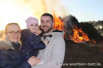 Osterfeuer sollen Besucher locken