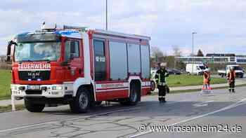 Auffahrunfall mit drei Fahrzeugen bei Ampfing