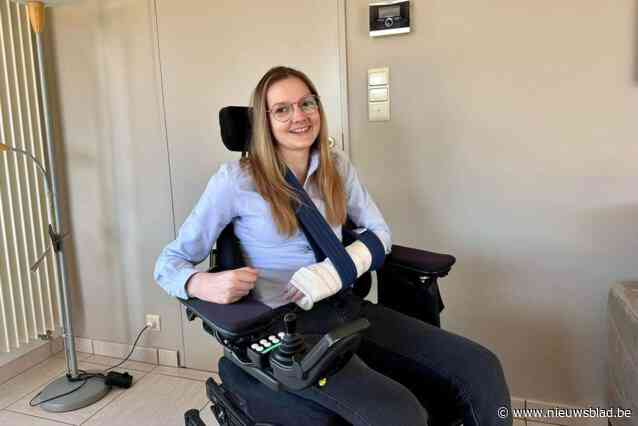 Het begon met wat pijn in haar nek, vier uur later was Lisa (26) helemaal verlamd: “Ik ben realistisch maar ik blijf hopen”