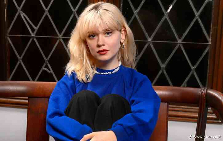Listen to Maisie Peters’ empowering new single ‘Lost The Breakup’