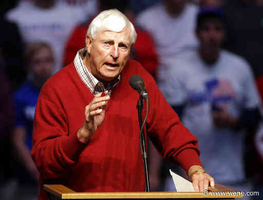 Former Hoosiers coach Bob Knight back home after battling undisclosed illness