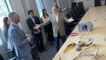 University of Saskatchewan researchers intensify efforts to track disease in caribou