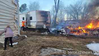 Quick thinking from bystanders limits spread of Gravenhurst trailer fire