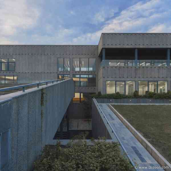 Hooba Design Group adds concrete volumes to unfinished office in Tehran